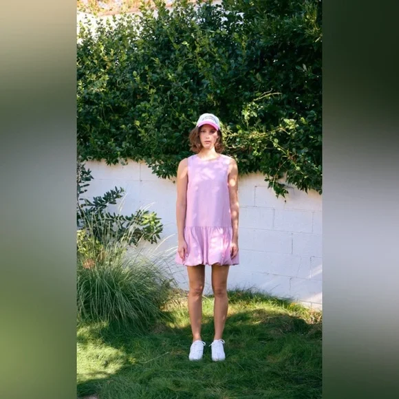 Pink Sleeveless Bubble Hem Dress - Picture 2 of 4